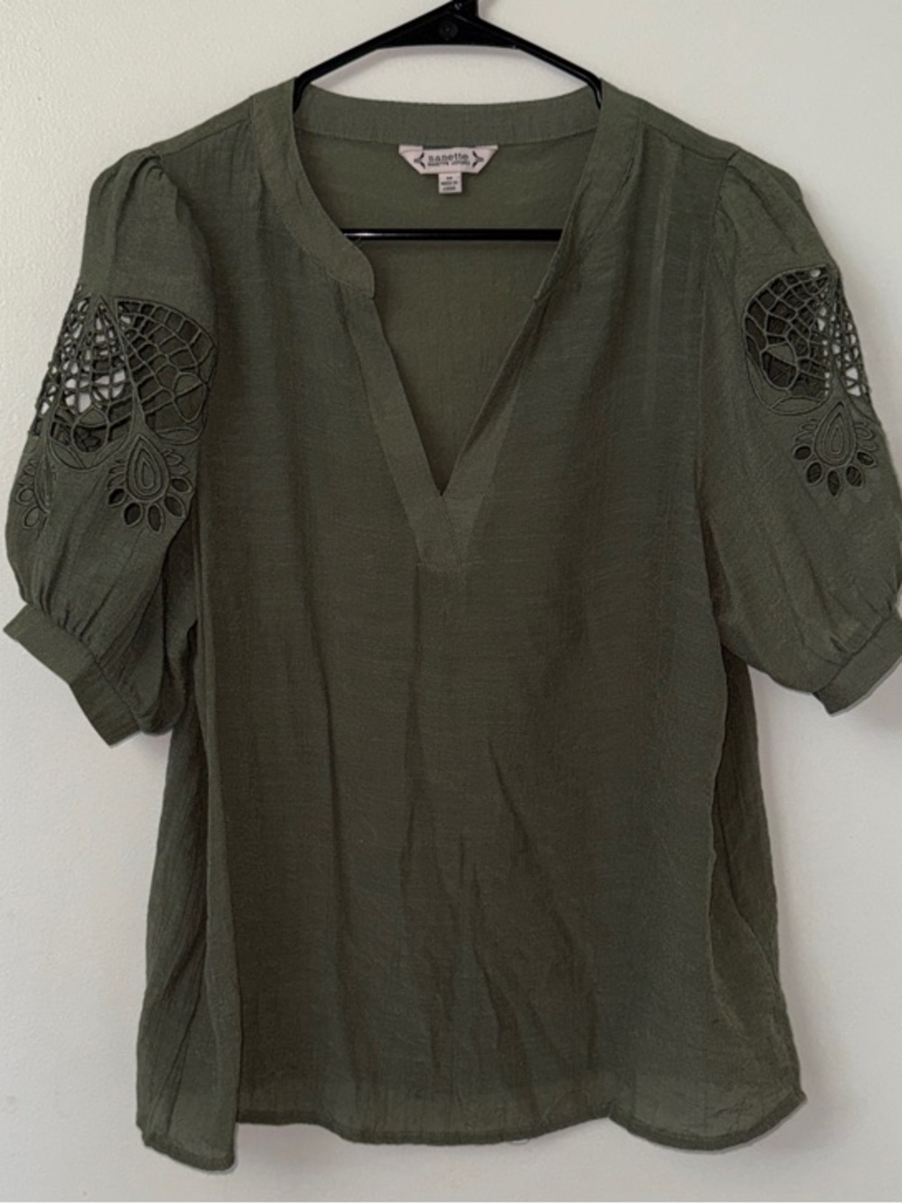 Lightweight olive green top